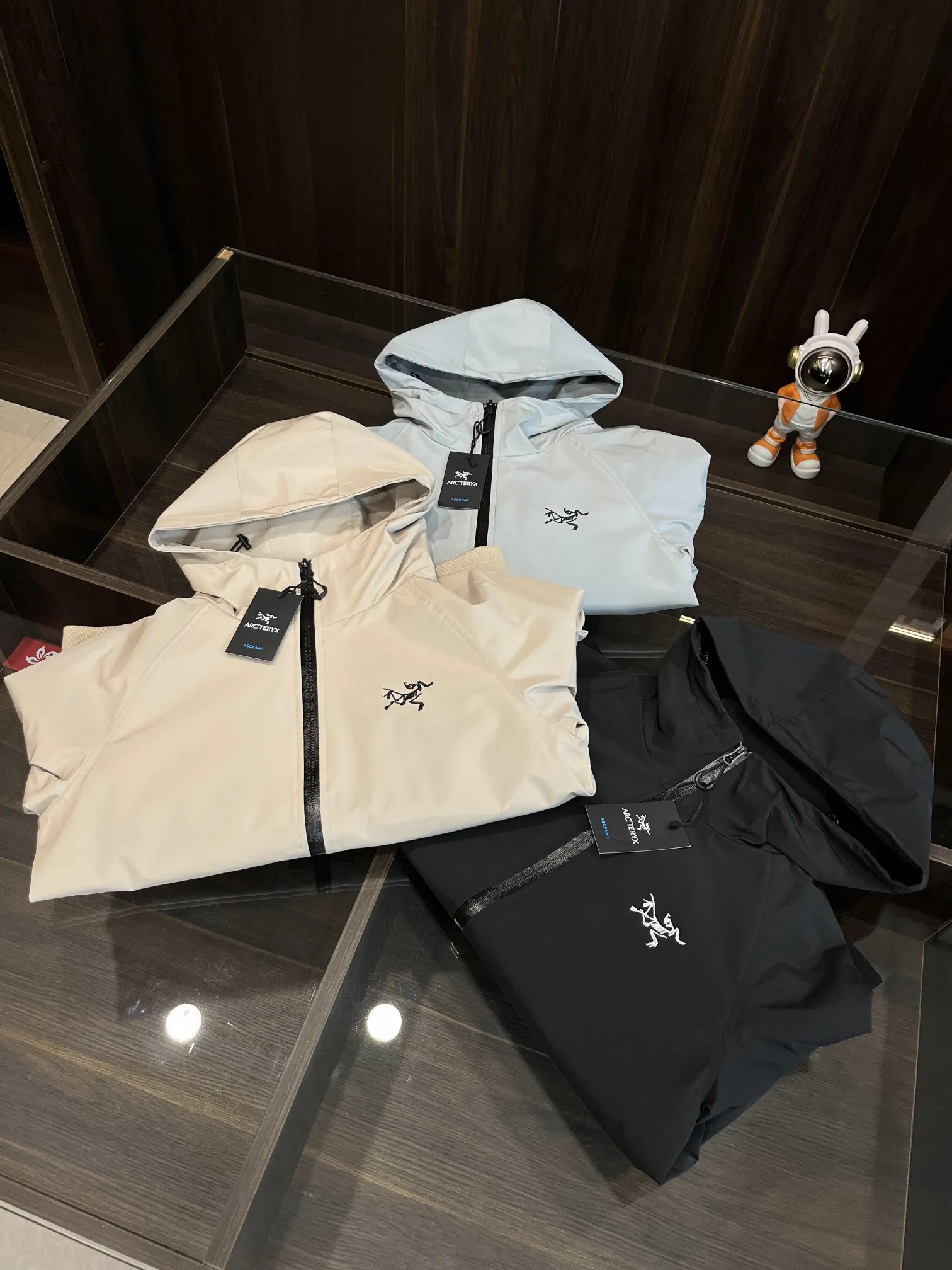 Same Style， ， 2026 New Arrival ， Original Premium Breathable ， ， ， Quality。 ， Sizes：M～3XL，